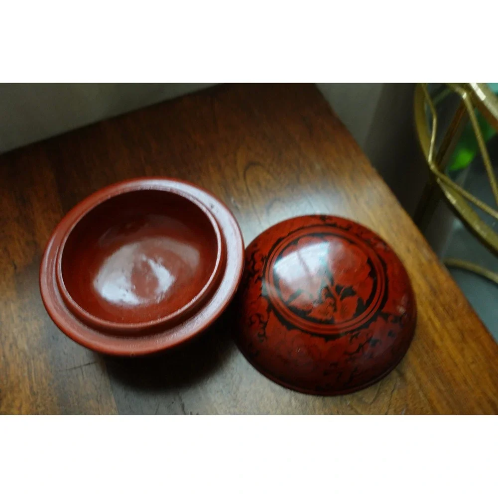 Vintage Red Lacquerware Trinket Box Round Lidded Jewelry Storage Container